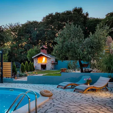 My Dalmatia - Manda Adriatic With Private Heated Pool Prázdninový dům Skradin