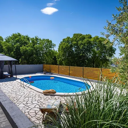 My Dalmatia - Manda Adriatic With Private Heated Pool Skradin